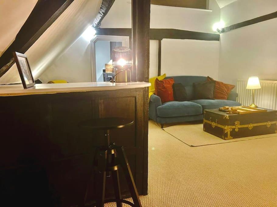 Epic Location, Views & Large Private Terrace Appartement